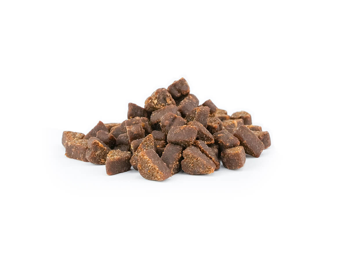 MonoSnack Sensitive Adult ar jēru- monoproteīna kārumi suņiem. Izskats
